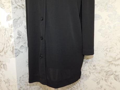 Luxusna košelova bluzka,čiernej farby,z mierne ela, 42