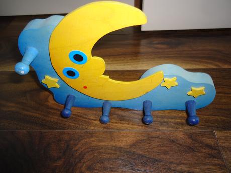 Drevený vešiačik, 