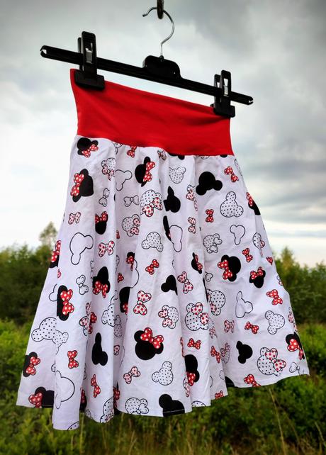 Extra točiva sukňa, 122