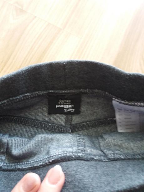 Dievčenské 3/4leginy č.134/140, 134