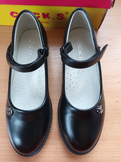 Dievčenské topánky, 31