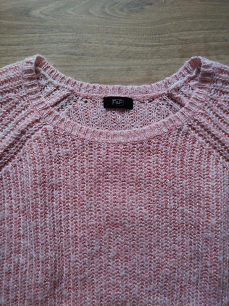 Trblietavý sveter, 158