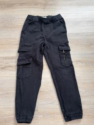 Chlapcenske nohavice, zara,152