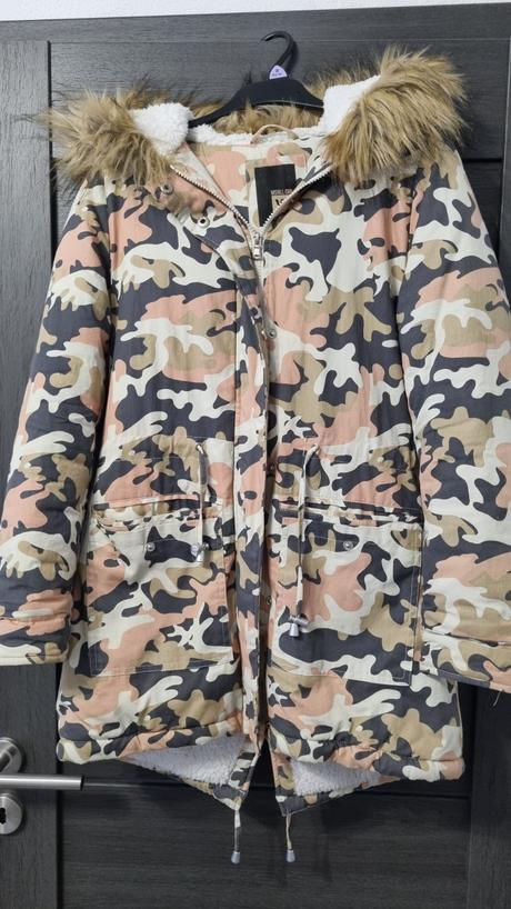 Vetrovka oteplena, new yorker,xs