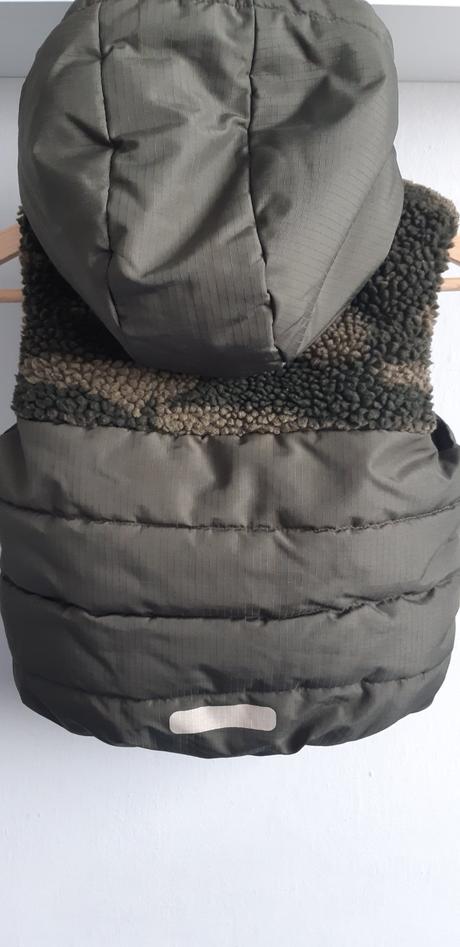 Zateplena maskacova vesta, f&f,98