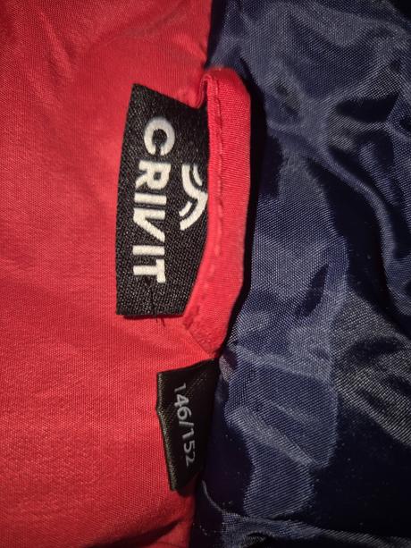 Dievcenska bunda, crivit,146