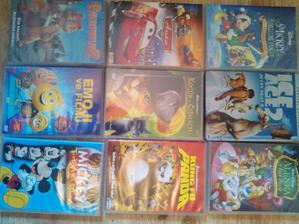 Dvd filmy pre deti a dospelých na 12 fotkách,