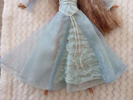 Barbie rayla s dlhými vlasmi 1, 
