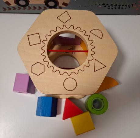 Drevená vkladačka hape, 