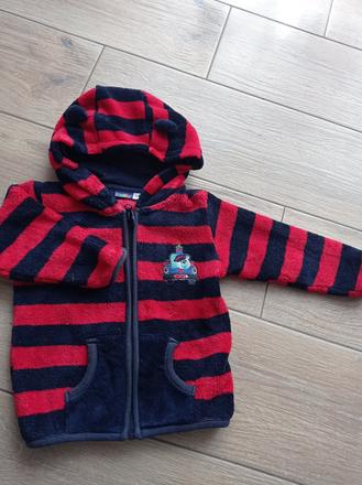 Hrubšia mikina, lupilu,92