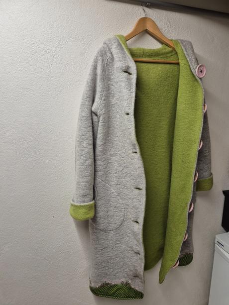 Vlnený kabát zn. makadesign hand made m-l, m