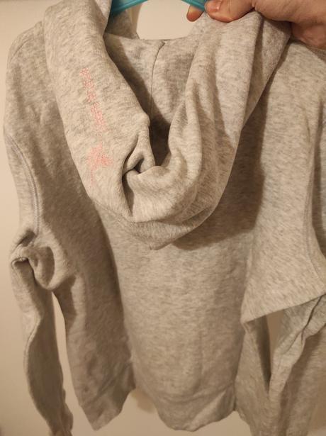 Siva mikina s kapucnou klokanim vackom, l.o.g.g.,s