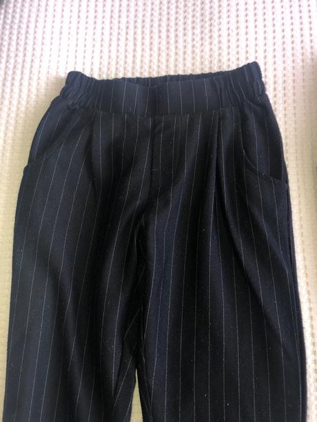 146 reserved nohavice pre dvojičky, 146