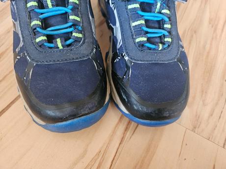 Sohtshelove tenisky č.30, lotto,30