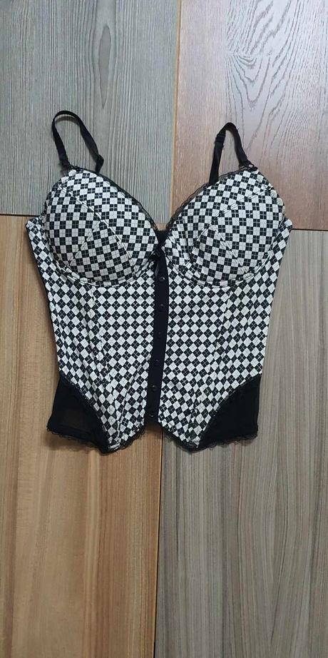 Korzet censored, 80b