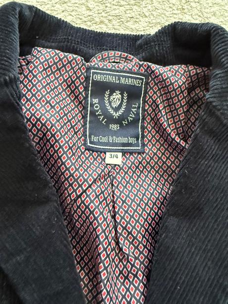 Mencestrove sako, sergent major,104