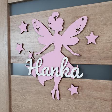 Drevená dekorácia víla s menom,