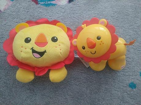 2x levík fisher price,