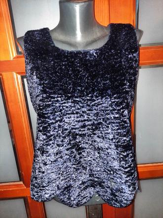 Čierny top veľ.uni,