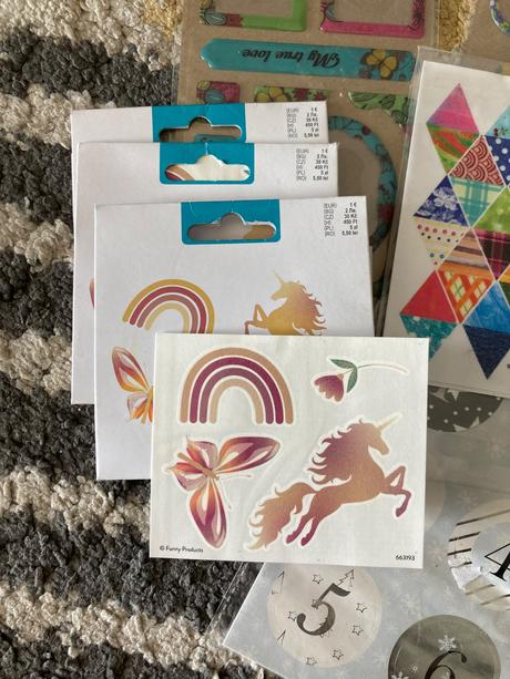 Nálepky a tetovačky, 