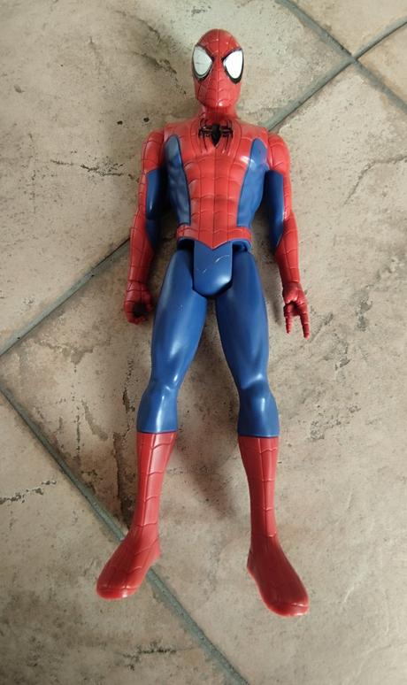 Marvel akčná figúrka titan hero spiderman, 