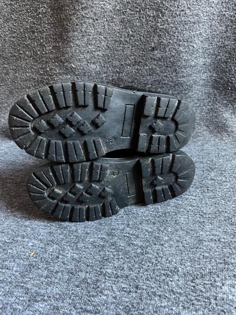 Prechodná jemne zateplene lakovane topanky, sinsay,27