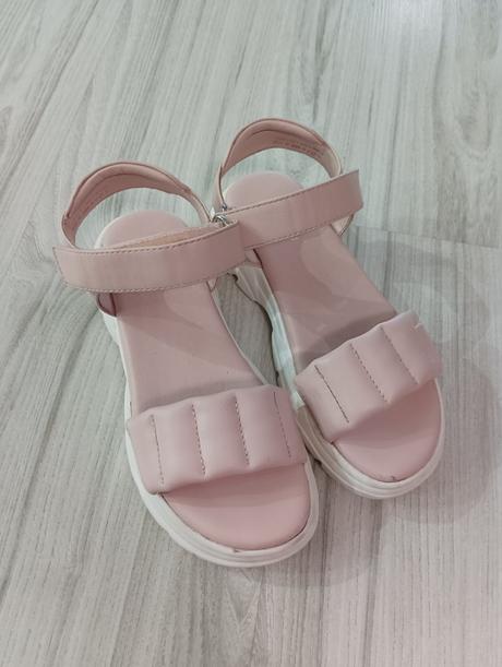 Sandálky, deichmann,33