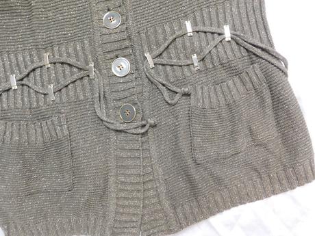 Pekny pleteny sveter, 38