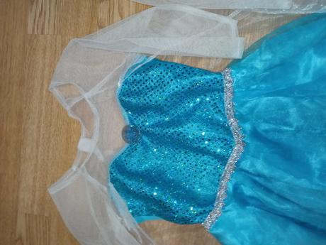 Karnevalové šatičky., 