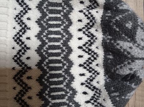 Čiapky dievčenské 3-5r., 110