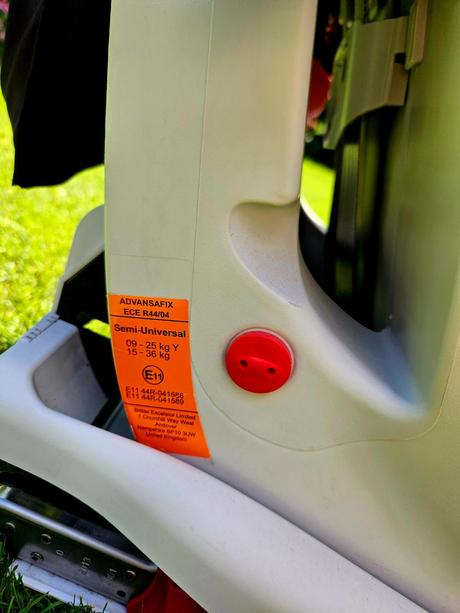 Autosedačka römer, römer