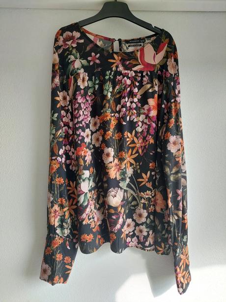 Blúzka s kvetinovým vzorom dlhý rukáv (veľ. 38/m), reserved,m