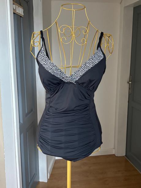 Esprit kvalitné plavky, esprit,42
