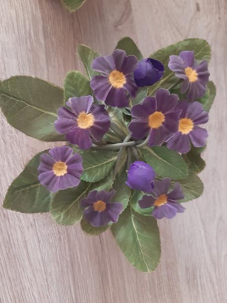 Kytička  umelé  kvety + kvetináč, 