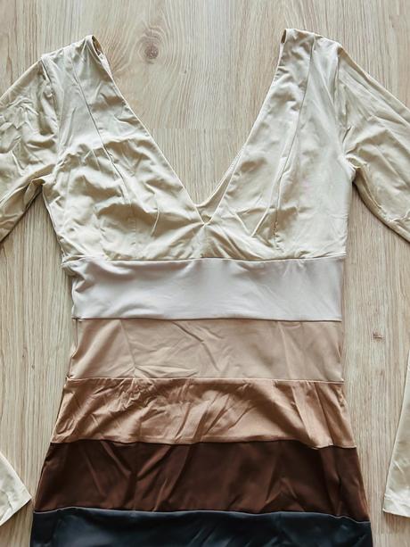 Nádherné šaty maďarskej značky sugarbird,pc 87 eur, sugarbird,s