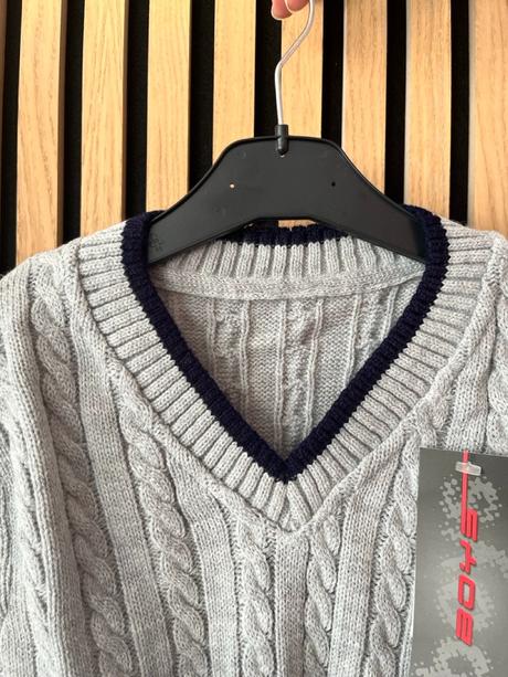 Sivá chlapčenská vesta, 146