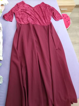 Šaty pre moletku, 54