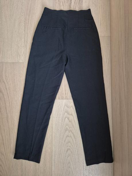 H&m čierne elegantné nohavice 34, h&m,34