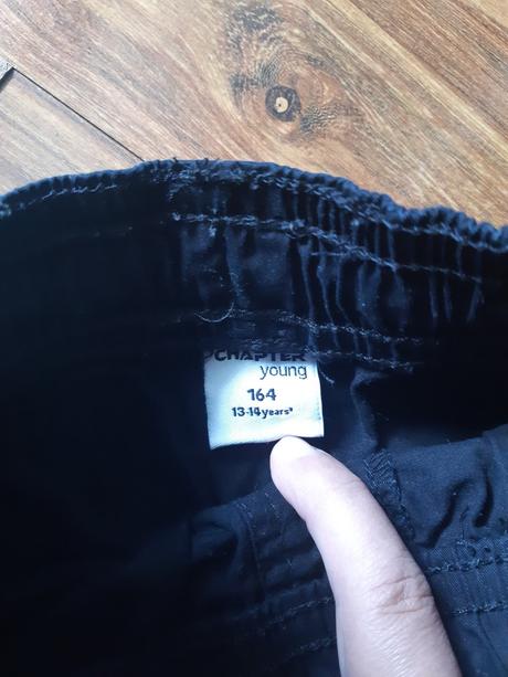 Kraťasy, chapter young,164