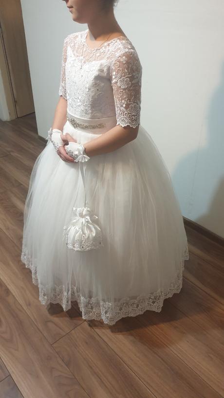 Šaty na prvé sväté prijímanie, 152