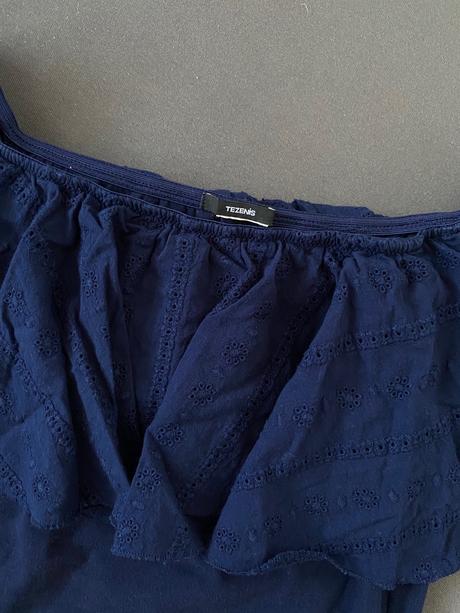 Body s madeirovym volanom, tezenis,s