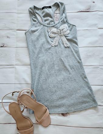 Krásne šedé tričko, 36