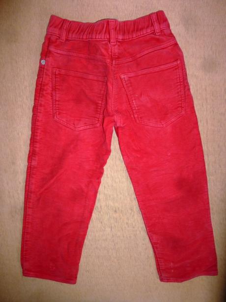 Cervene nohavice, marks & spencer,104