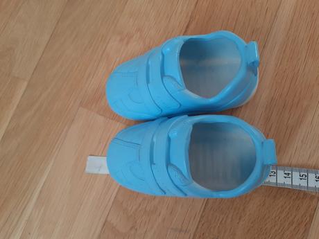 Topánky  pre  babiku, 