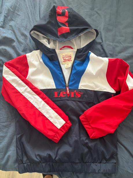Levis bunda, levis,128
