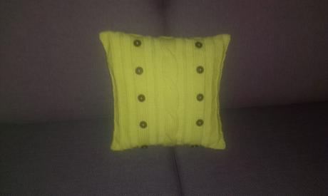 Ručne pletený vankúš, 