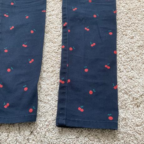 Nohavice s ceresnami, vertbaudet,146