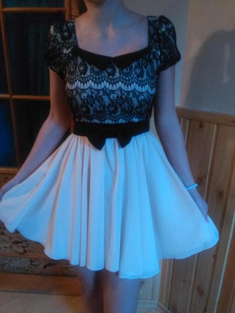 Krátke spoločenské šaty, xs