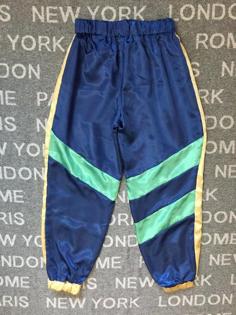 Damsky kostym roky 80/90 jogingova suprava s,