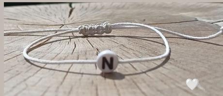 Ručné pletené náramky, 